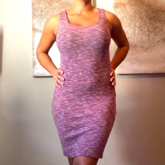 Two Medium Burgundy Sleeveless Dresses - Picture 7 of 8